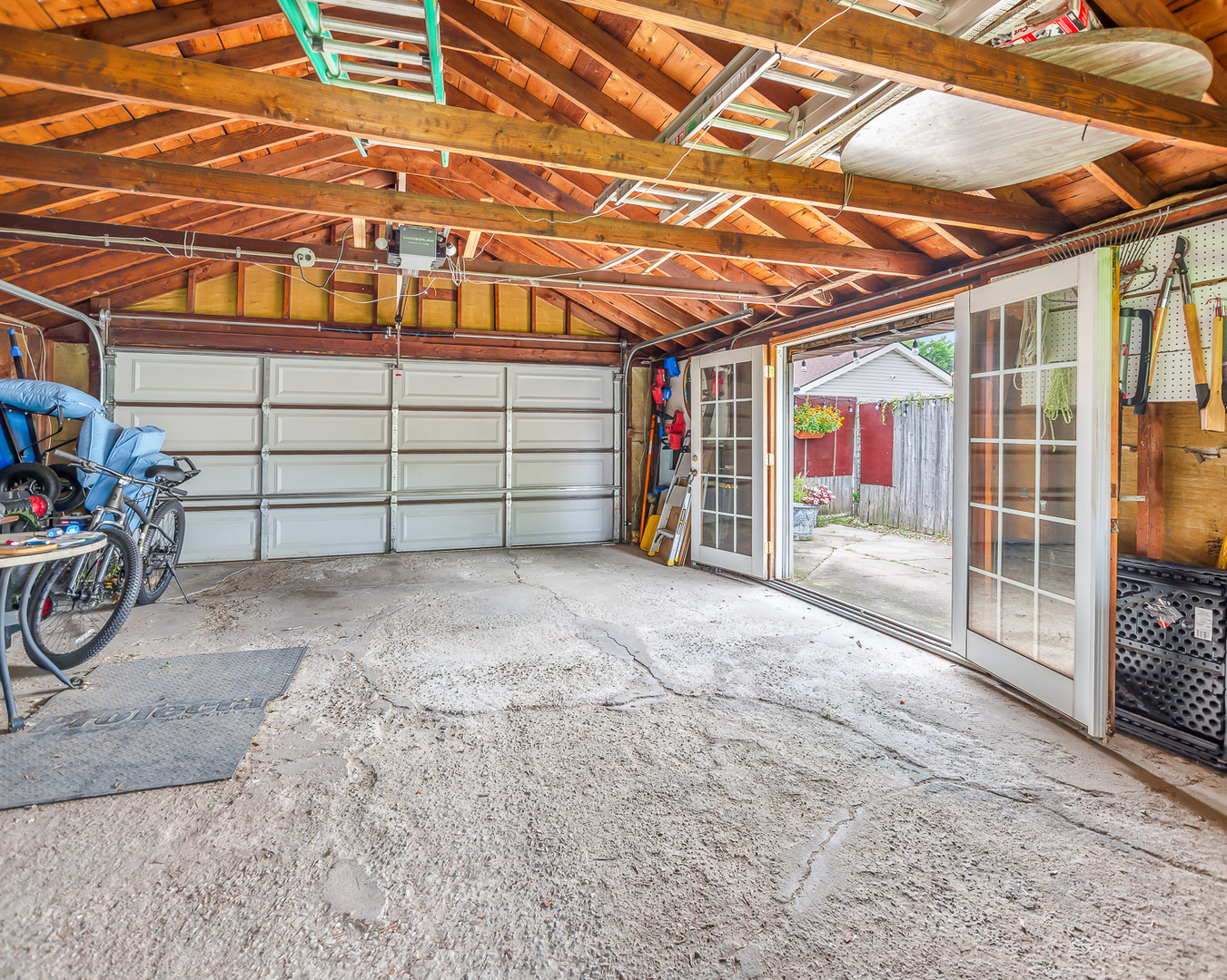 6040 S Merrimac Avenue, Chicago, IL 60638