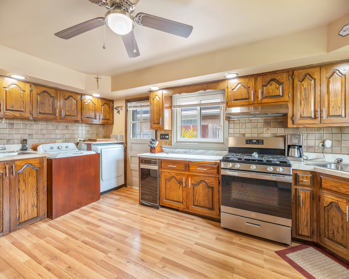 6040 S Merrimac Avenue, Chicago, IL 60638