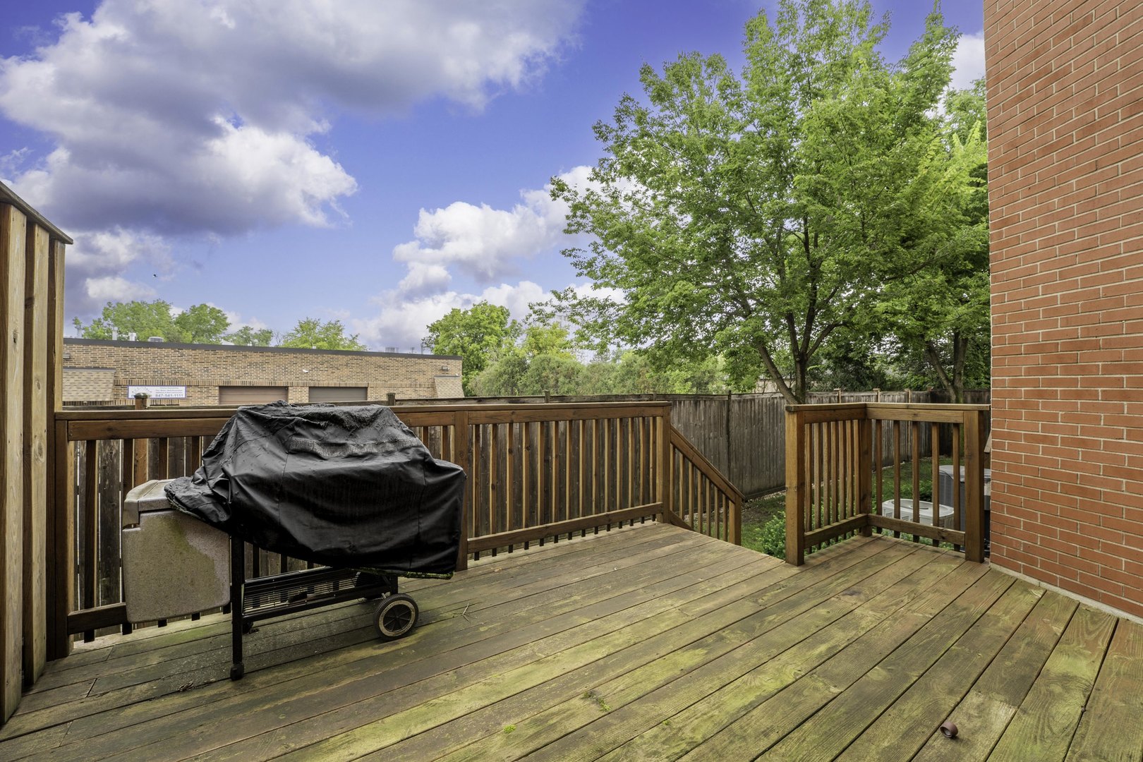 86 Northfield Terrace, Wheeling, IL 60090