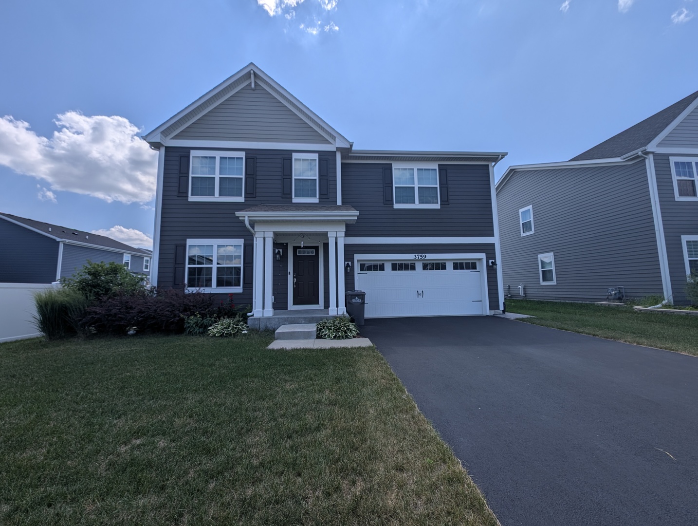 3759 Saint James Court, Elgin, IL 60124