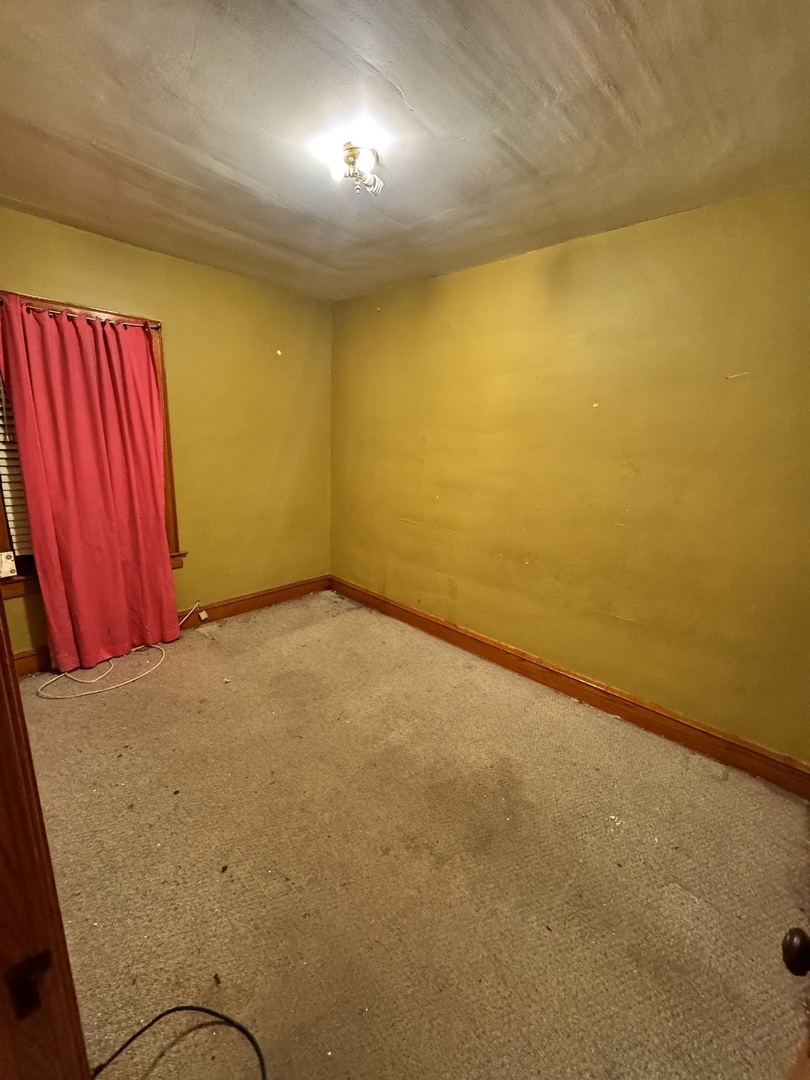 6808 S Maplewood Avenue, Chicago, IL 60629