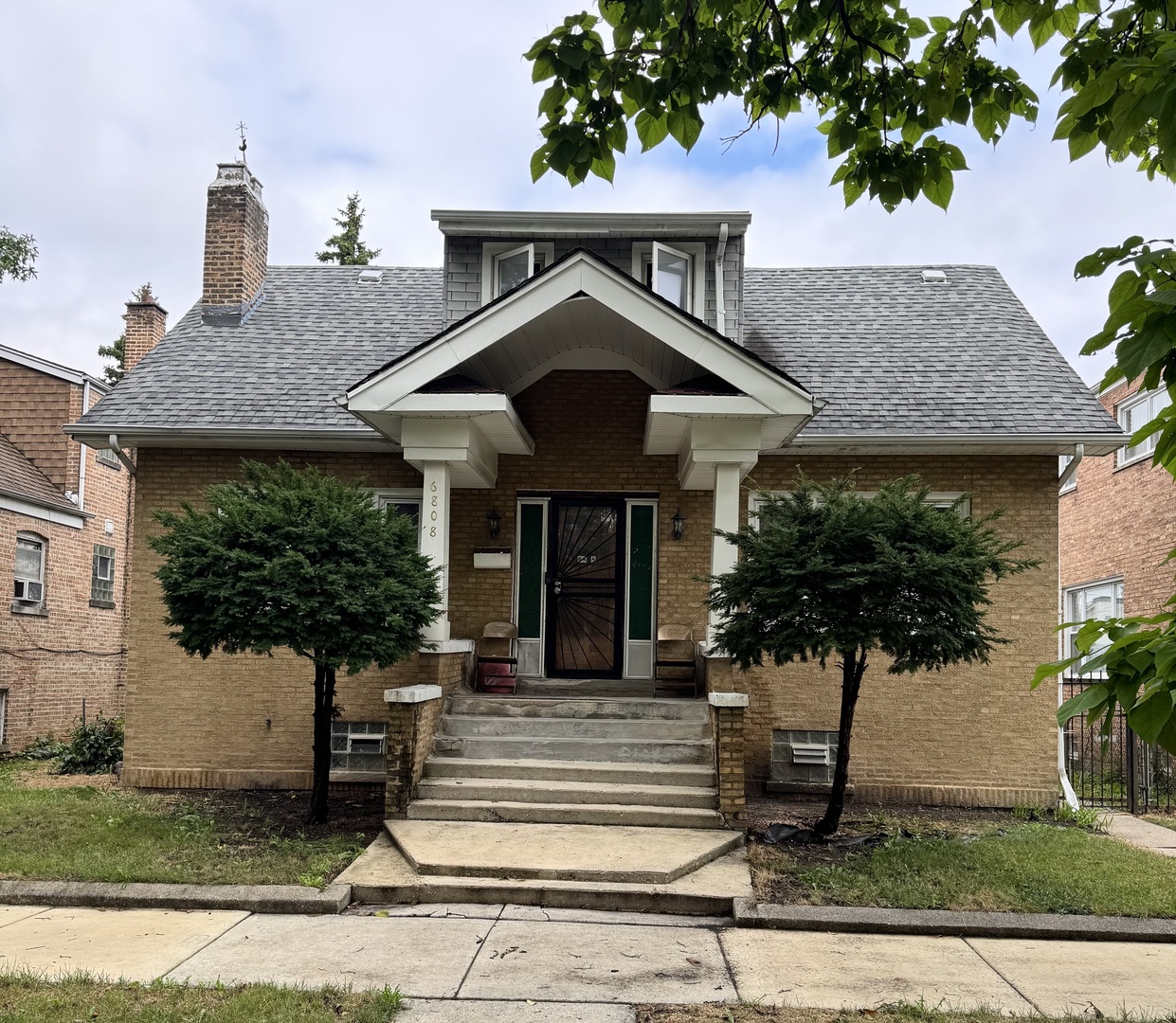 6808 S Maplewood Avenue, Chicago, IL 60629