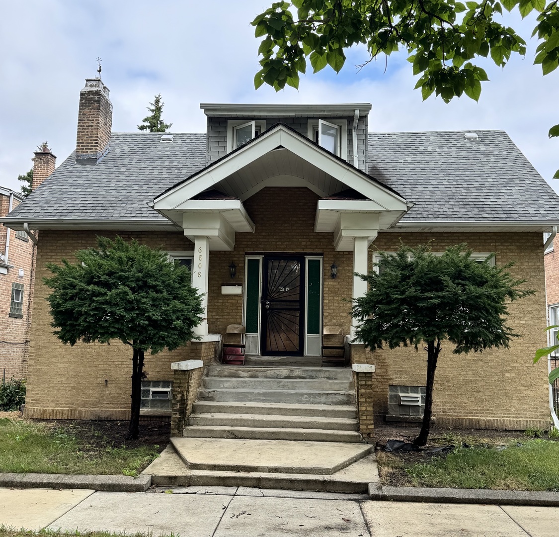 6808 S Maplewood Avenue, Chicago, IL 60629