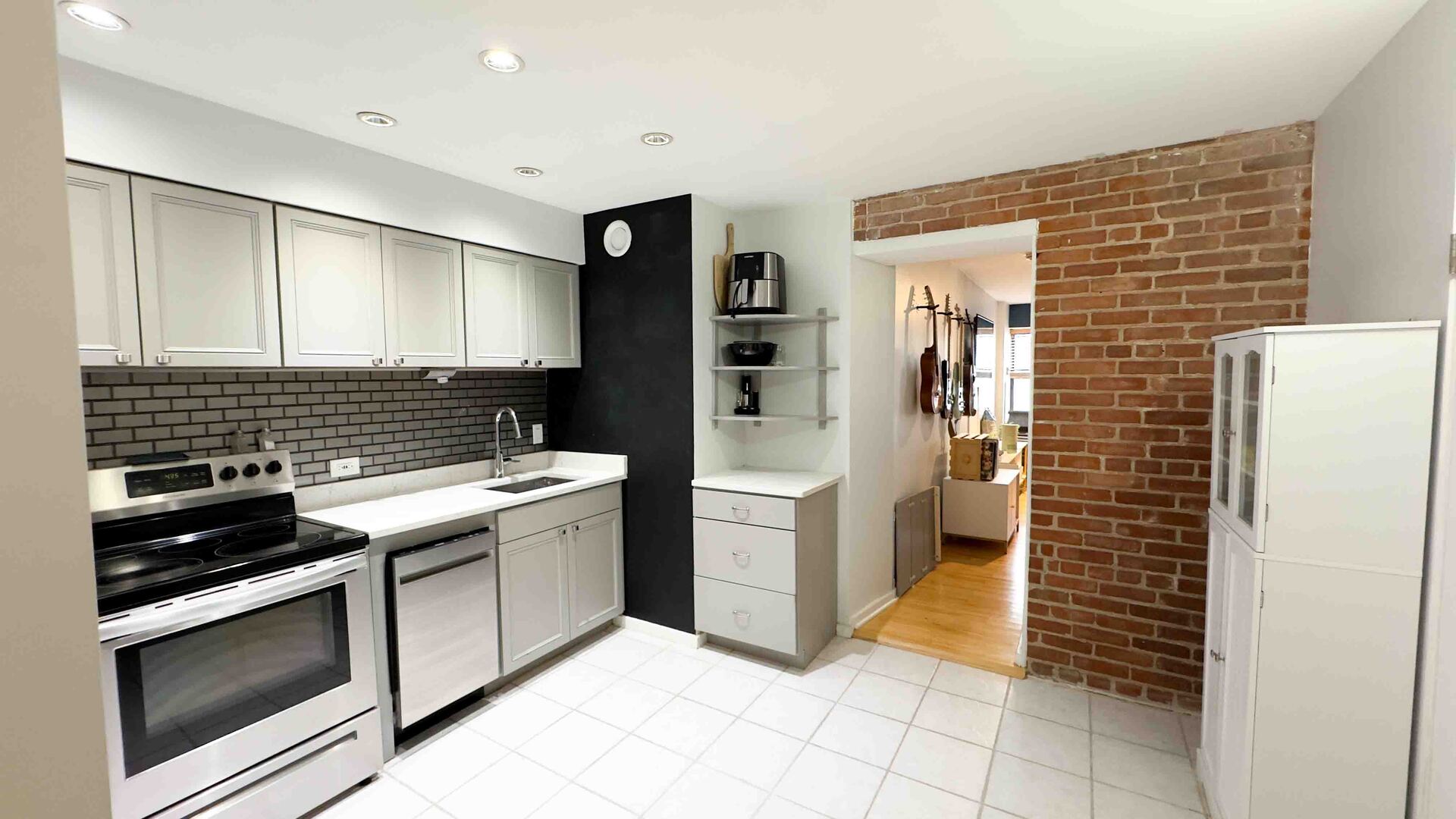 40 E 9th Street #1103, Chicago, IL 60605