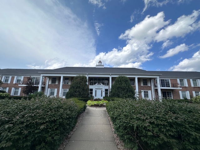 3001 Heritage Drive #103, Joliet, IL 60435