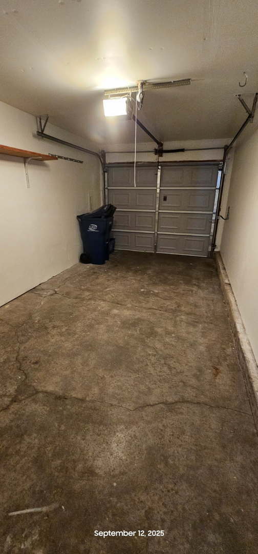 17404 W Walnut Lane, Gurnee, IL 60031