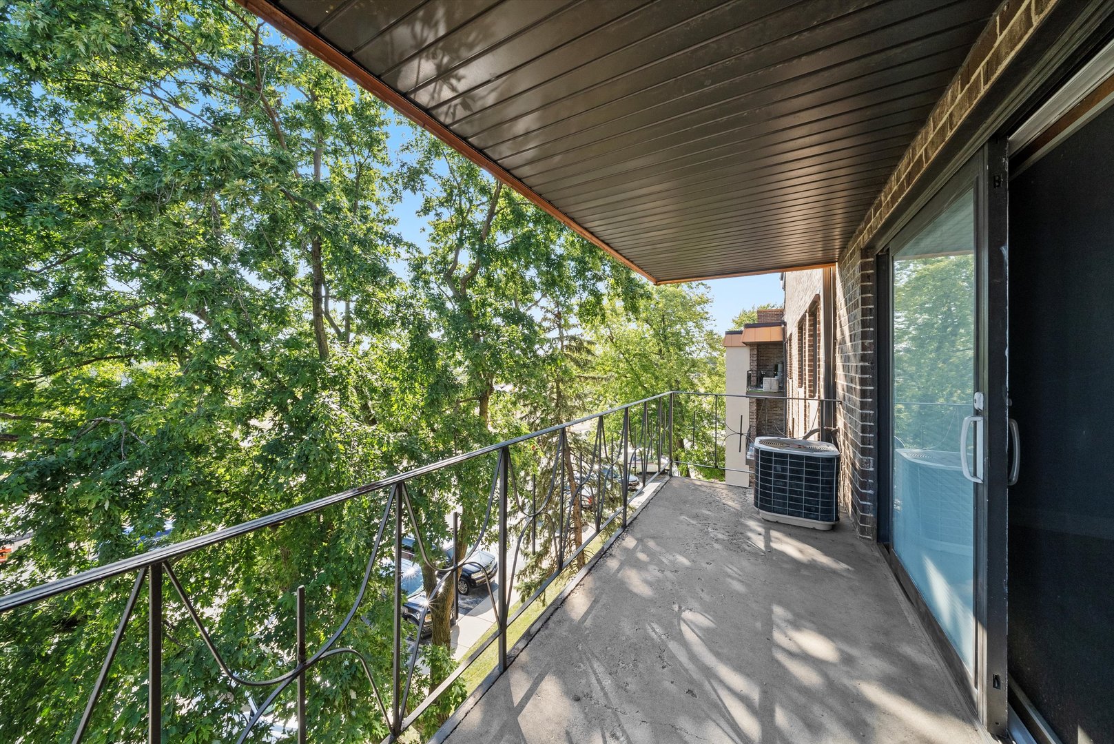 7100 W 95th Street #312, Oak Lawn, IL 60453