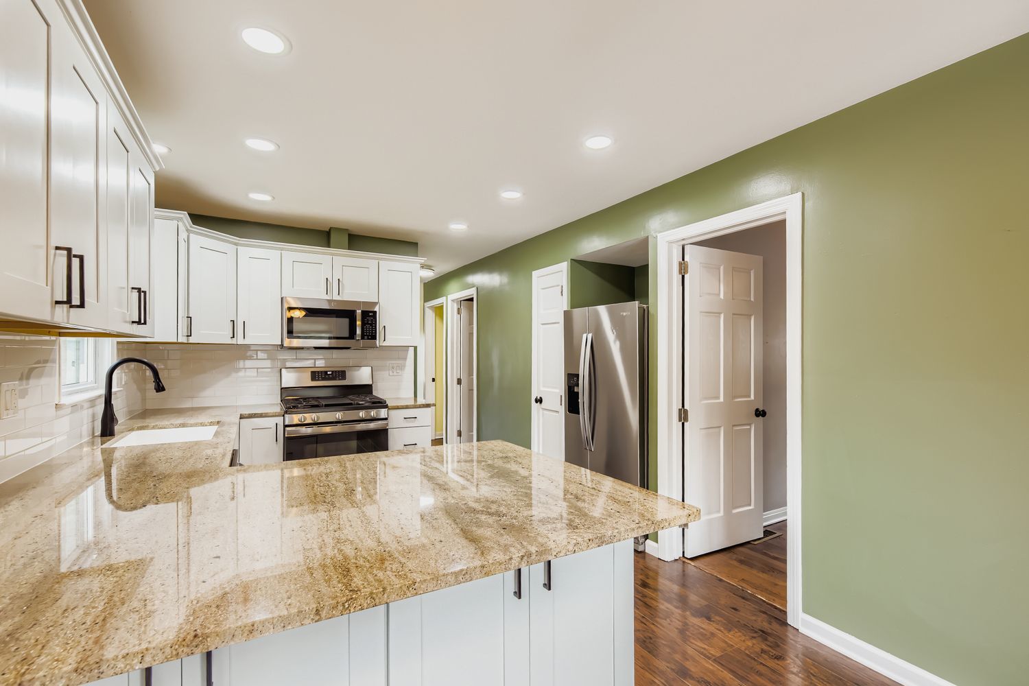 10606 S Ridgeway Avenue, Chicago, IL 60655