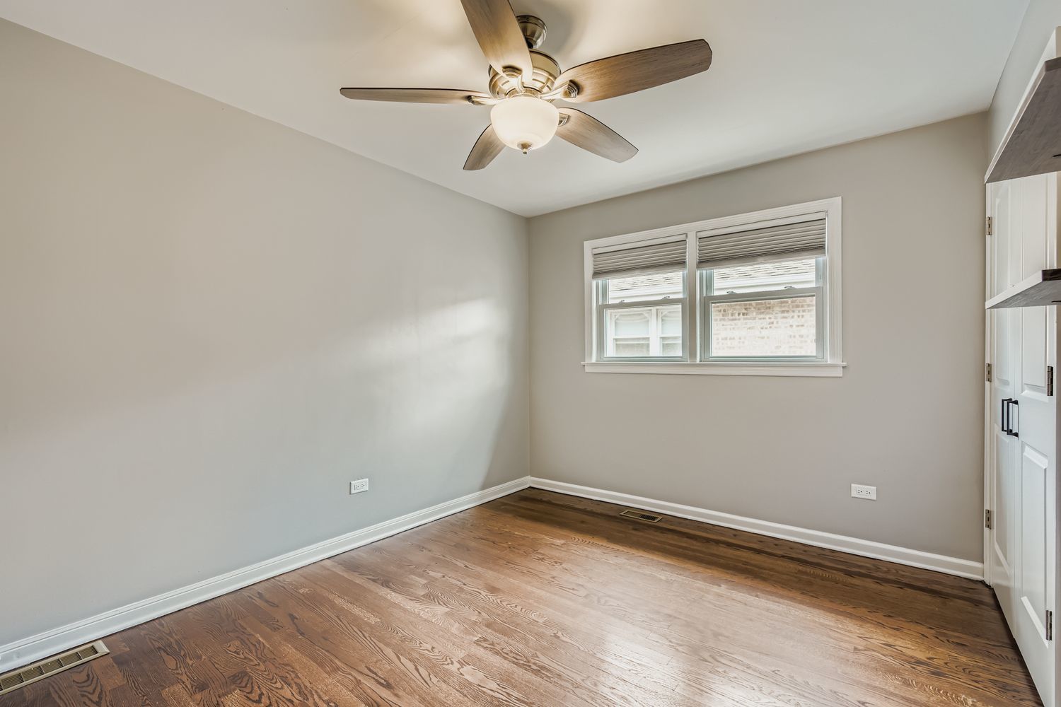 10606 S Ridgeway Avenue, Chicago, IL 60655