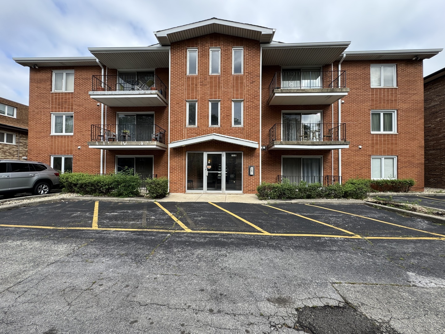 10840 Kilpatrick Avenue #1NW, Oak Lawn, IL 60453