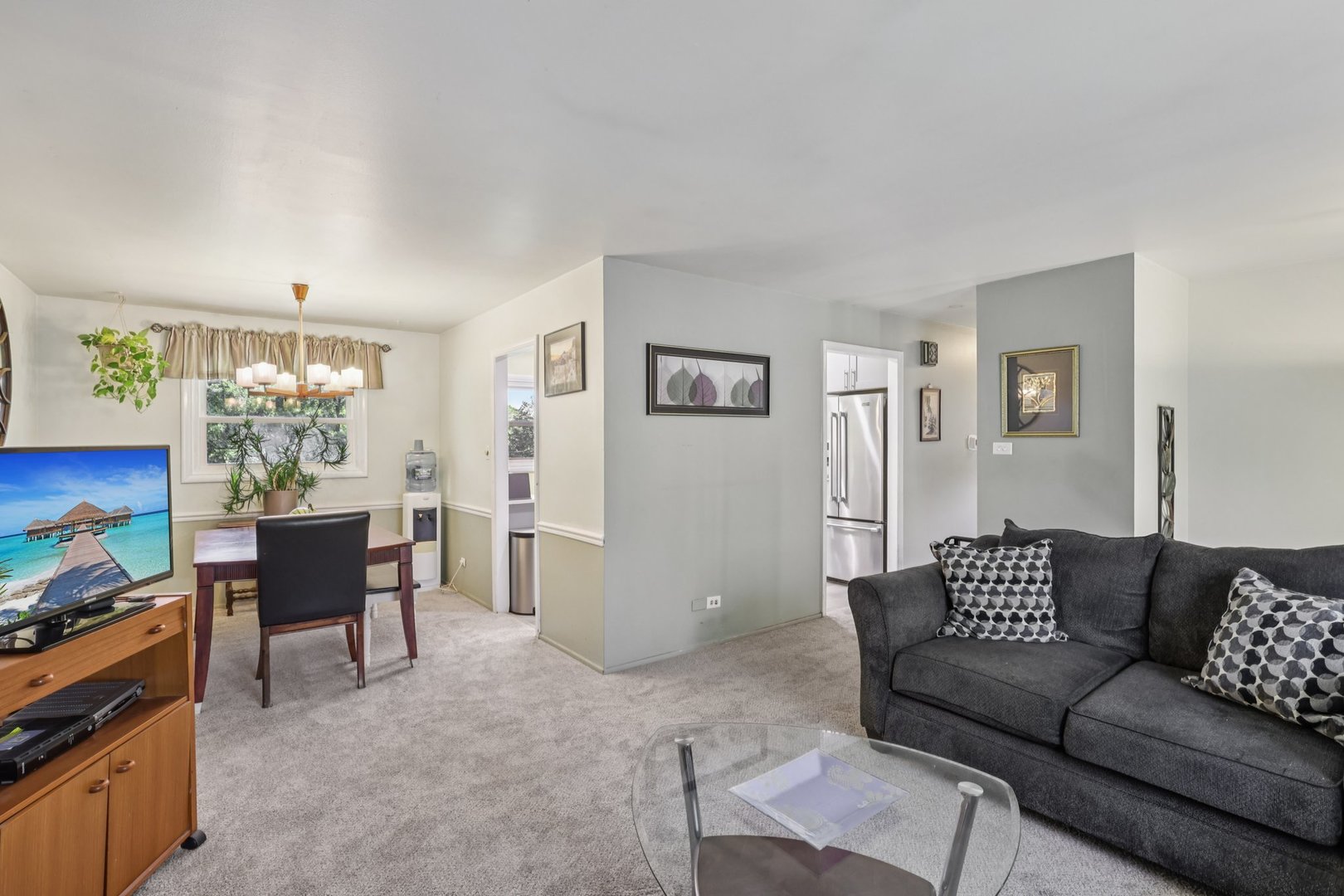 540 Jamison Lane, Hoffman Estates, IL 60169