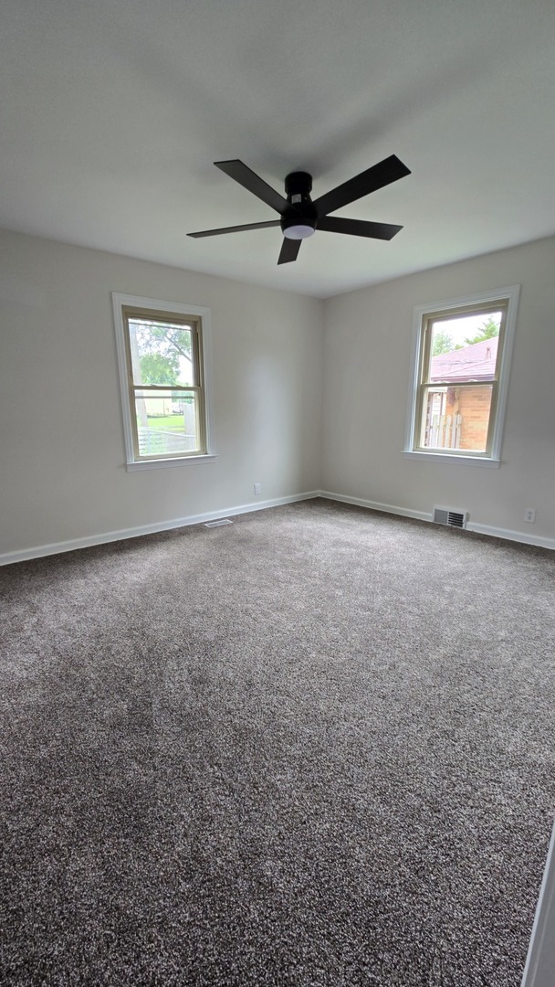 906 W Walnut Street, Kankakee, IL 60901