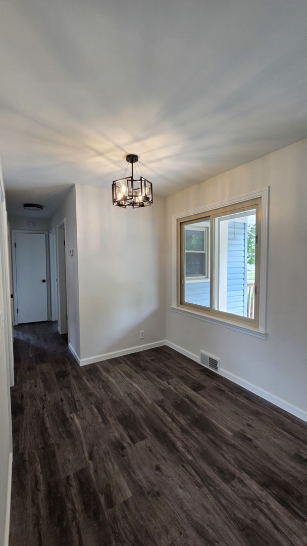 906 W Walnut Street, Kankakee, IL 60901
