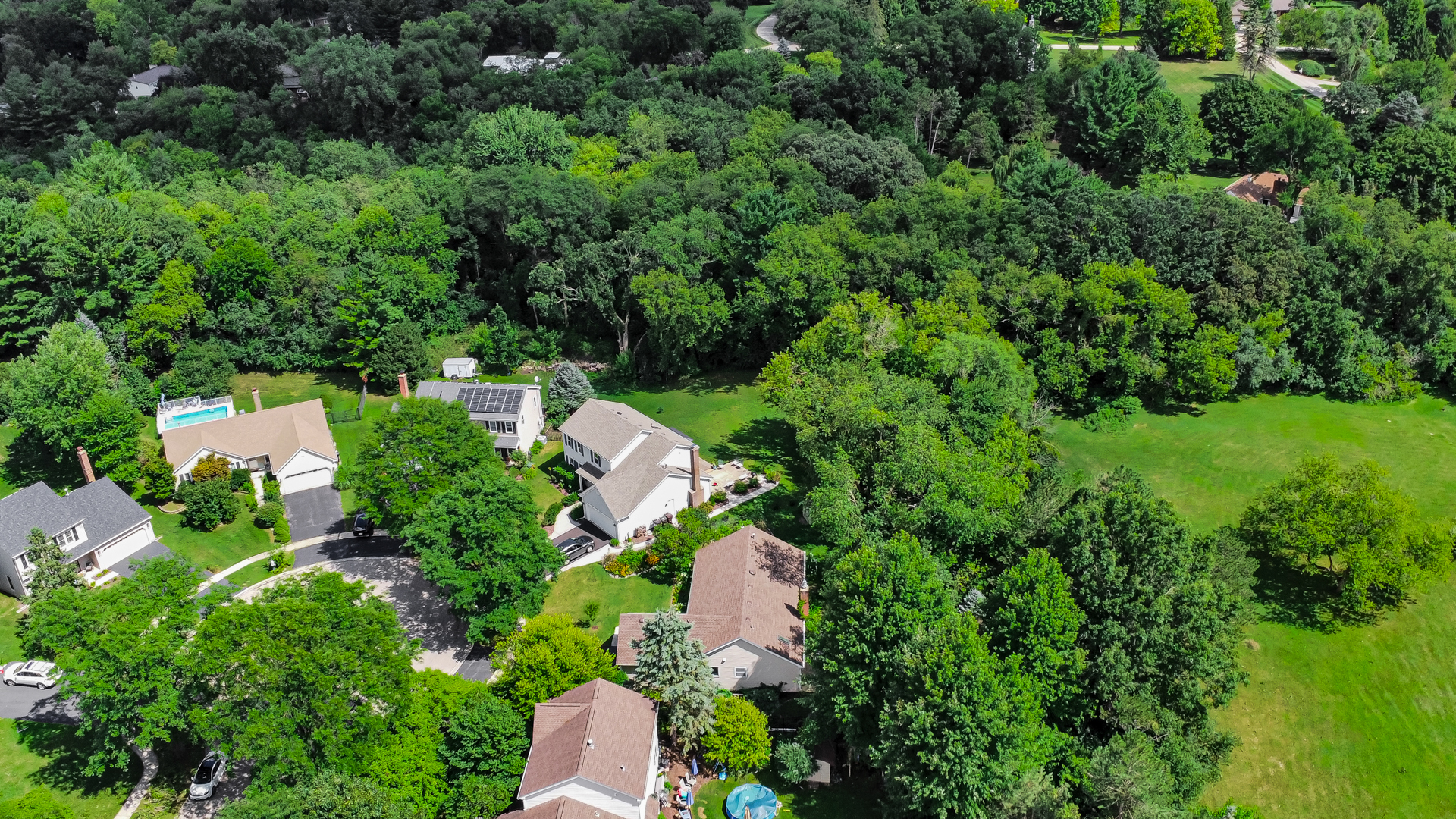 46 Manchester Court, Fox River Grove, IL 60021