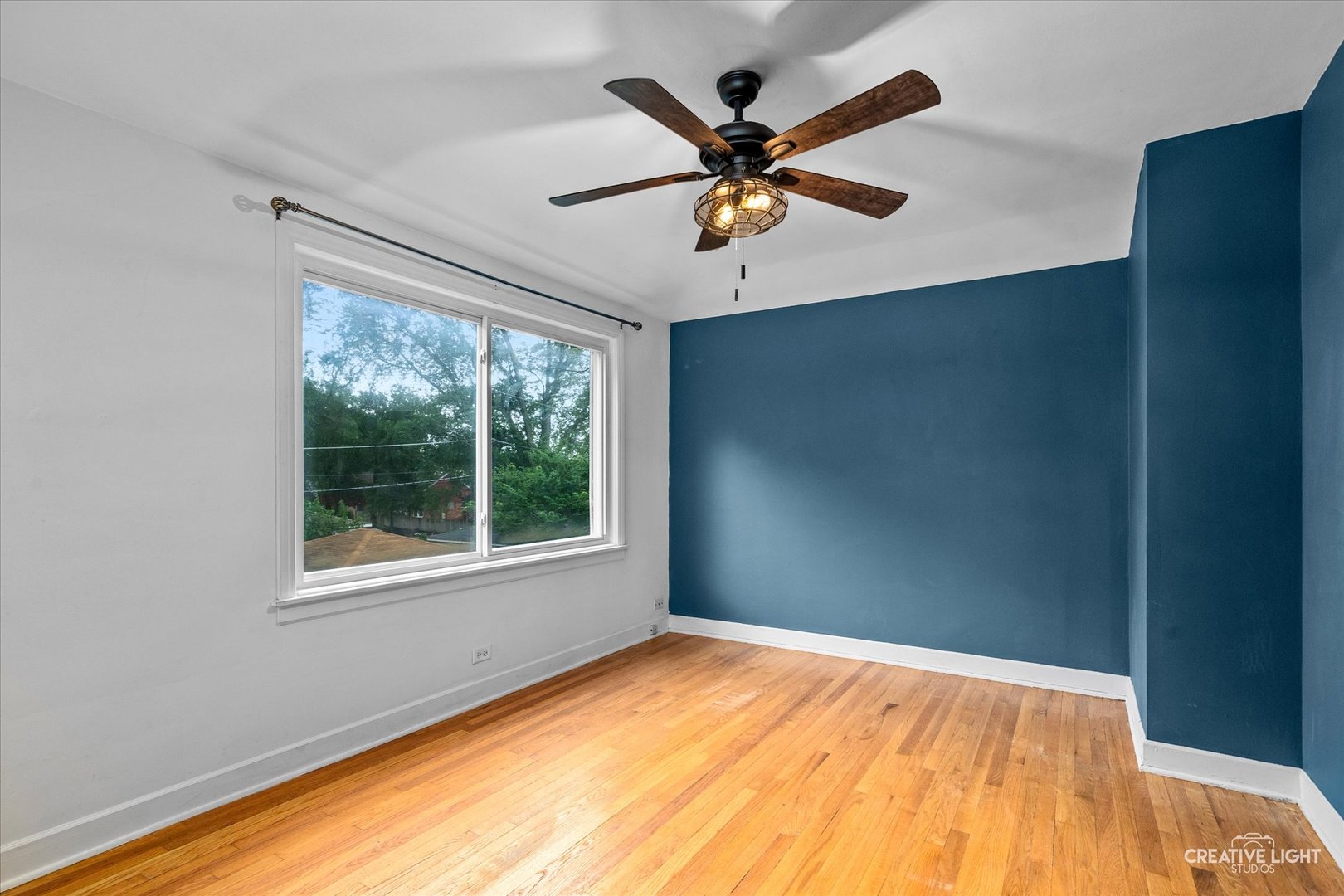 1001 Manchester Avenue, Westchester, IL 60154