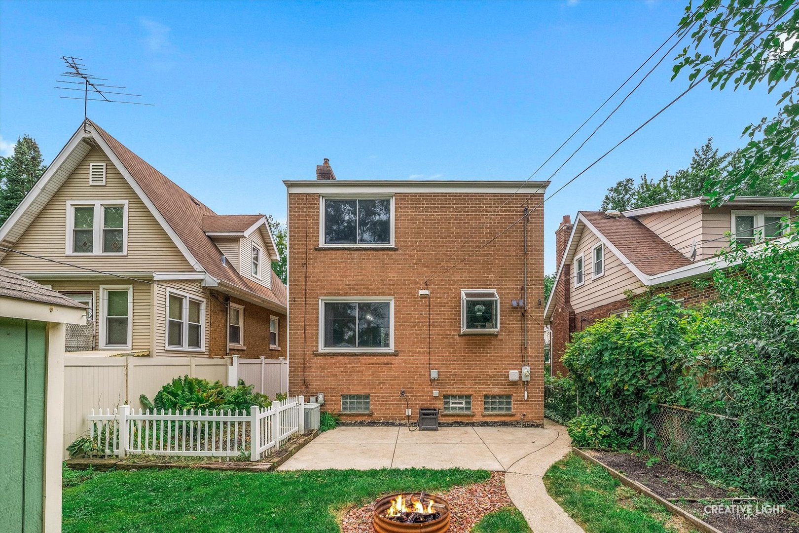 1001 Manchester Avenue, Westchester, IL 60154
