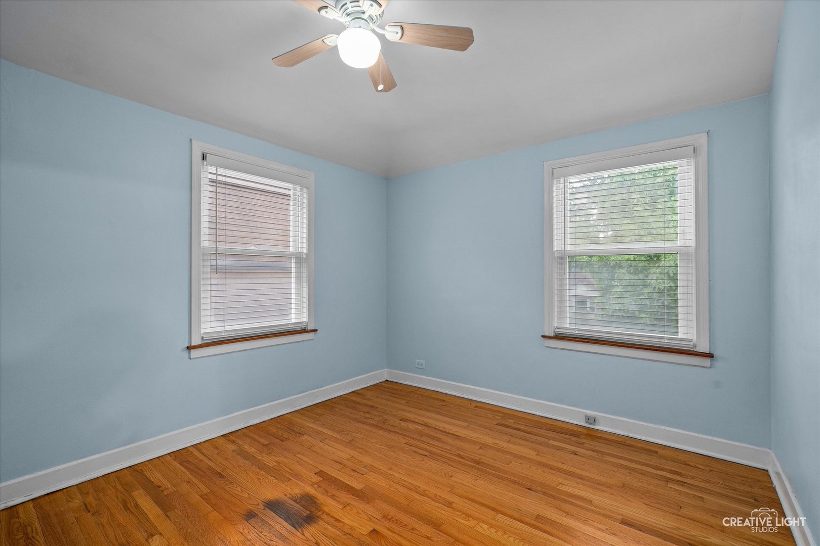 1001 Manchester Avenue, Westchester, IL 60154