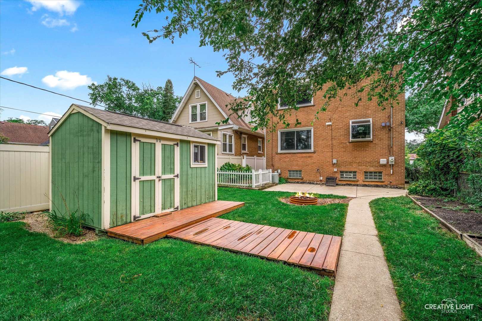 1001 Manchester Avenue, Westchester, IL 60154