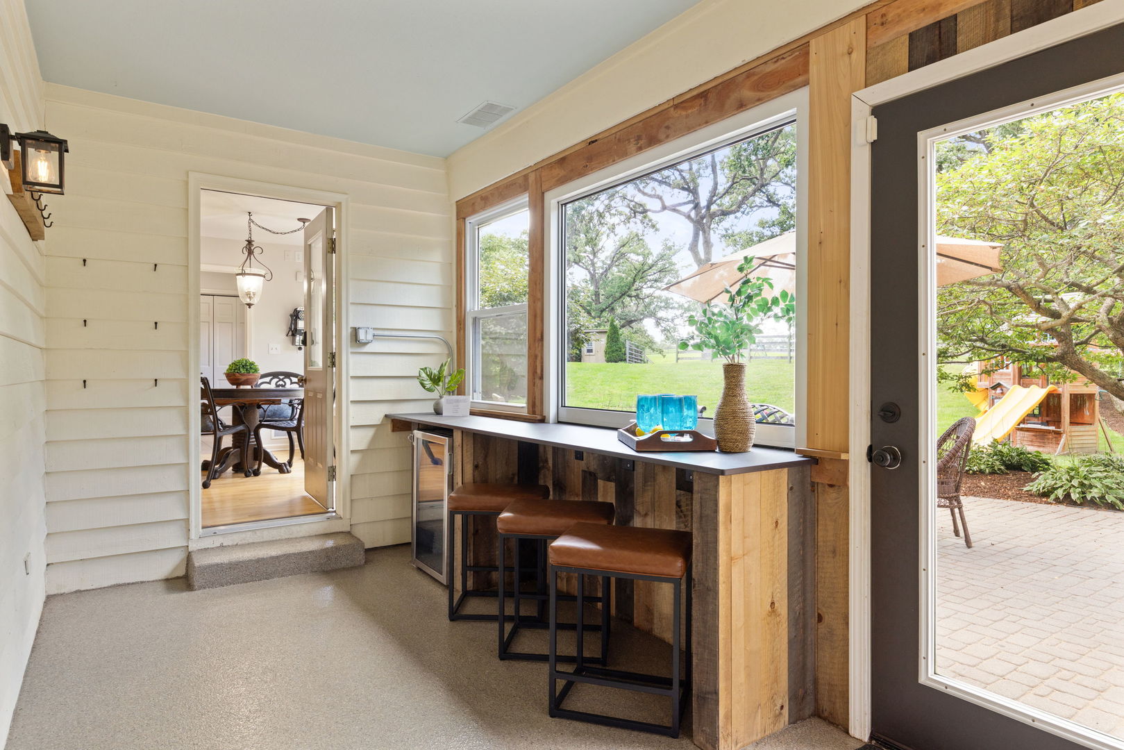 160J BATEMAN Road, Barrington Hills, IL 60010
