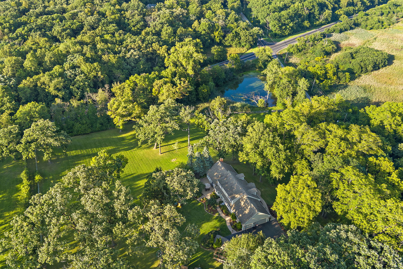 160J BATEMAN Road, Barrington Hills, IL 60010