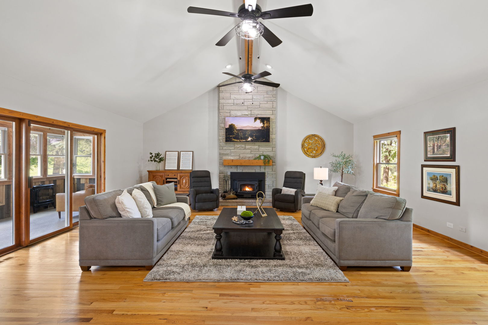 160J BATEMAN Road, Barrington Hills, IL 60010