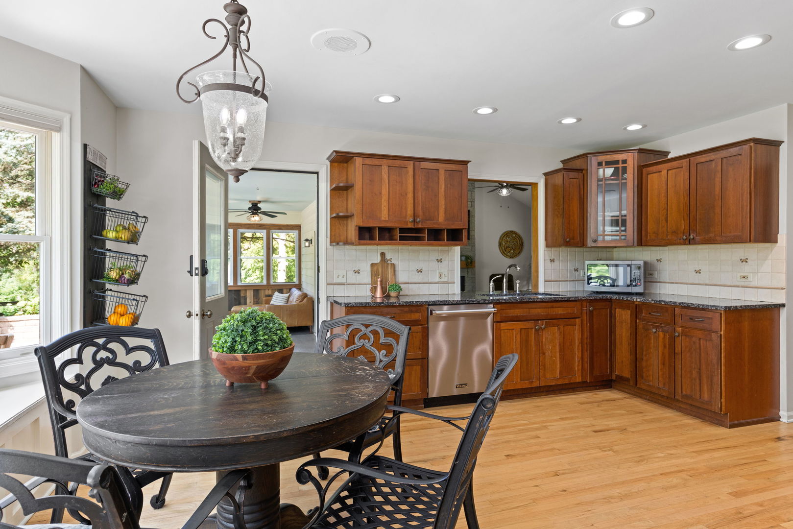 160J BATEMAN Road, Barrington Hills, IL 60010