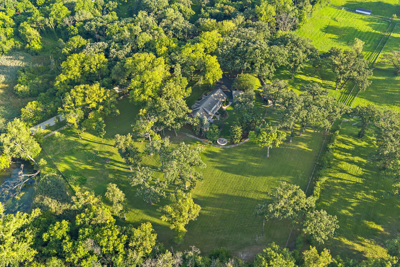 160J BATEMAN Road, Barrington Hills, IL 60010