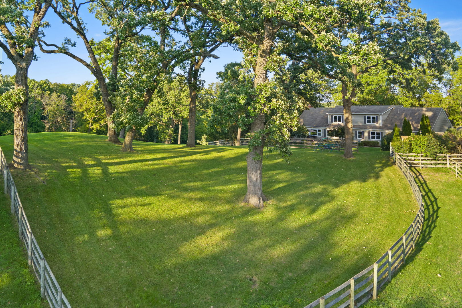 160J BATEMAN Road, Barrington Hills, IL 60010