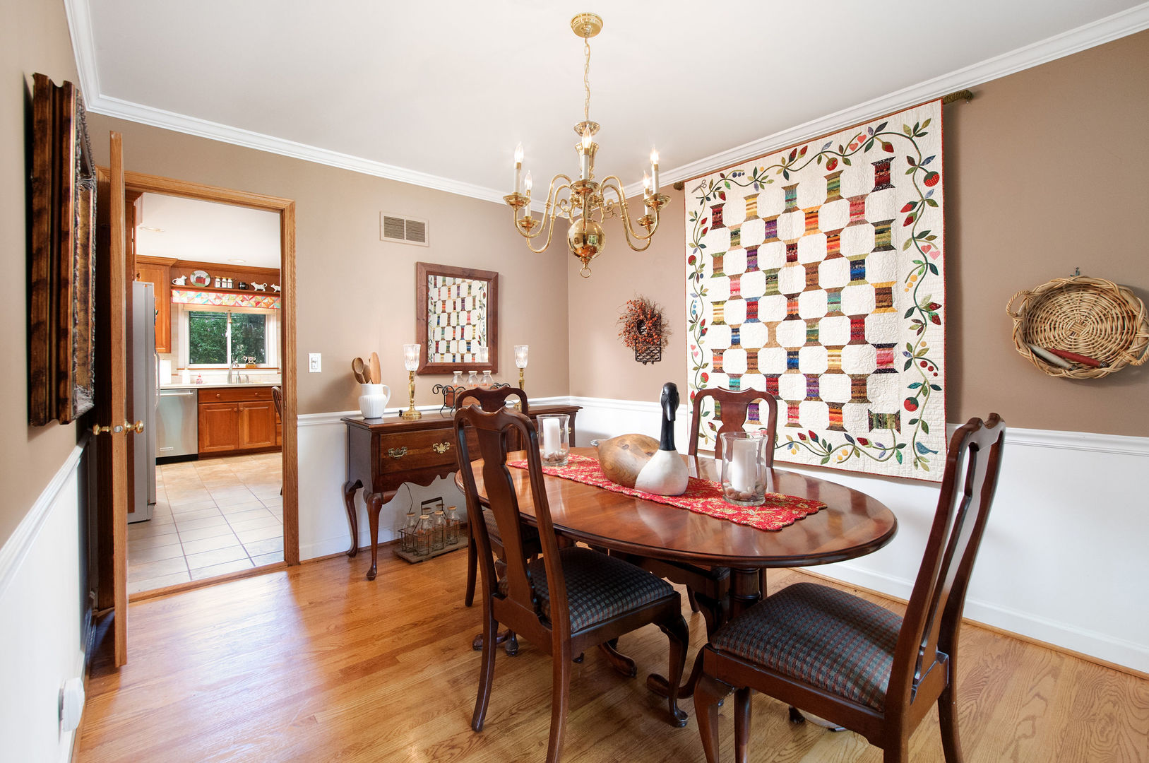 1307 W Mulberry Lane, Arlington Heights, IL 60005