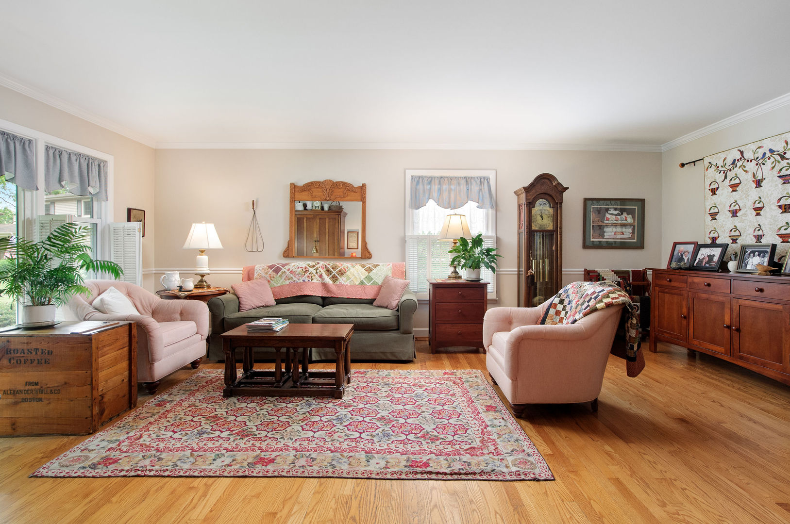 1307 W Mulberry Lane, Arlington Heights, IL 60005