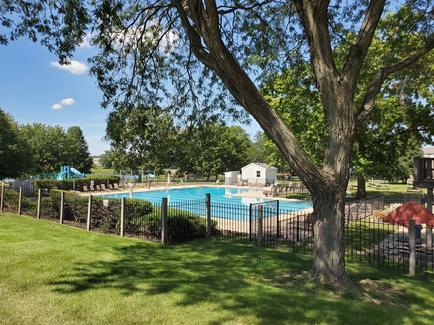 1020 Denham Place, Schaumburg, IL 60194