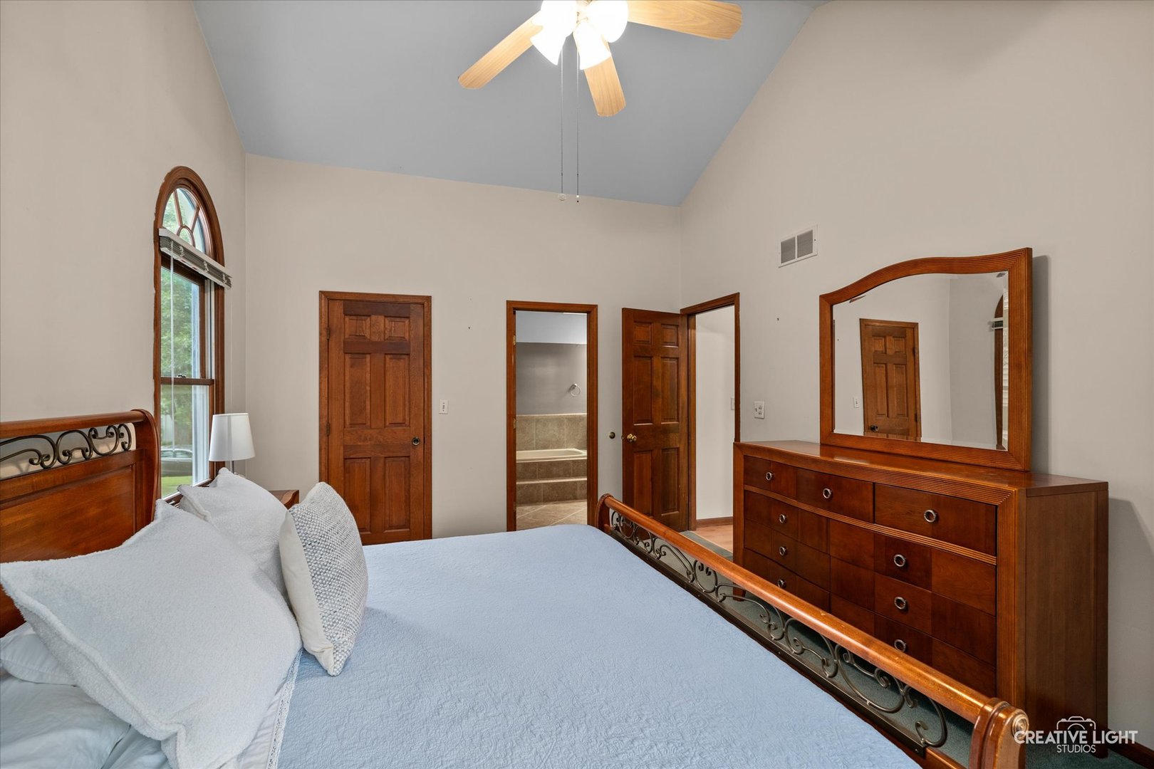 116 Pipers Drive, Bartlett, IL 60103