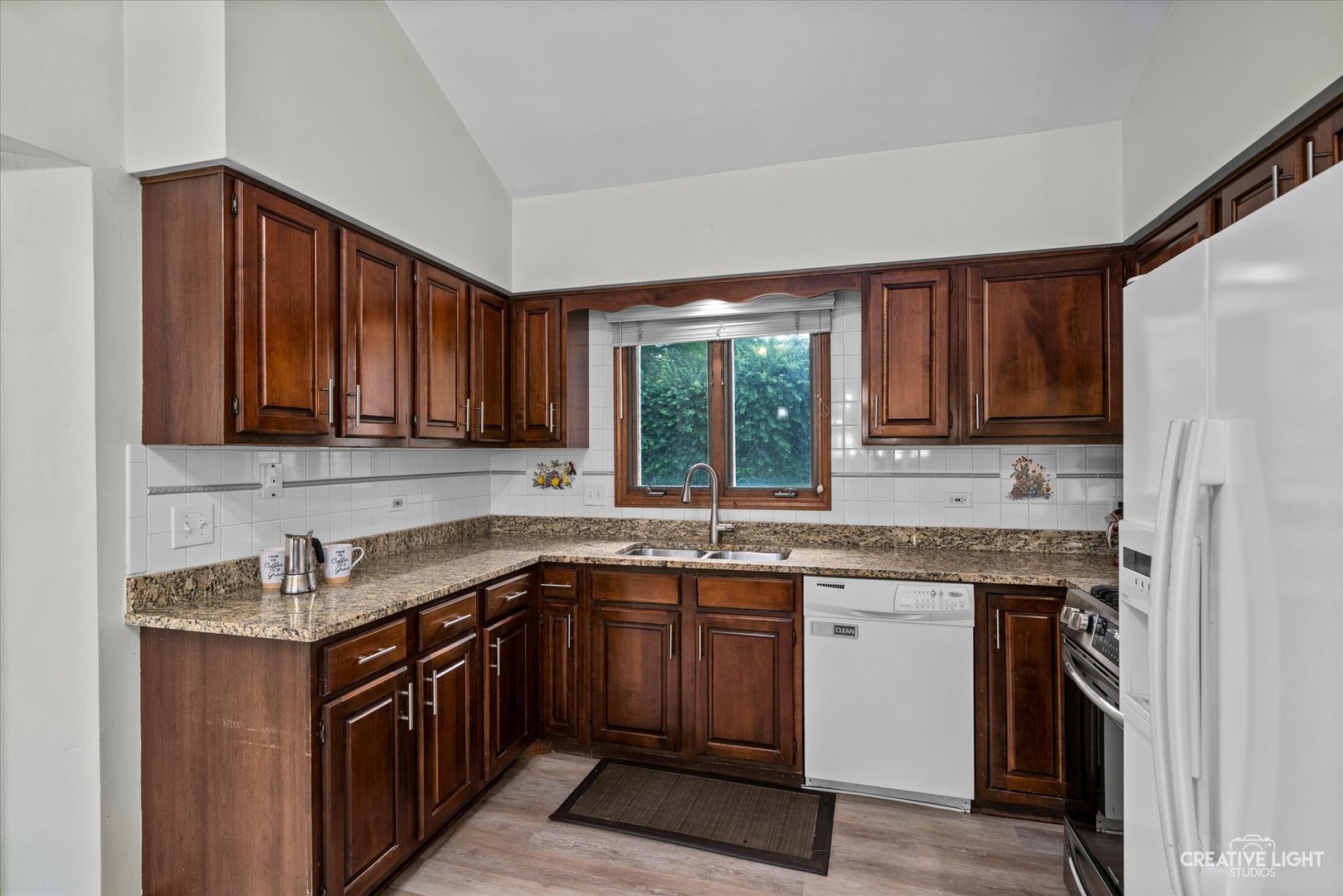 116 Pipers Drive, Bartlett, IL 60103
