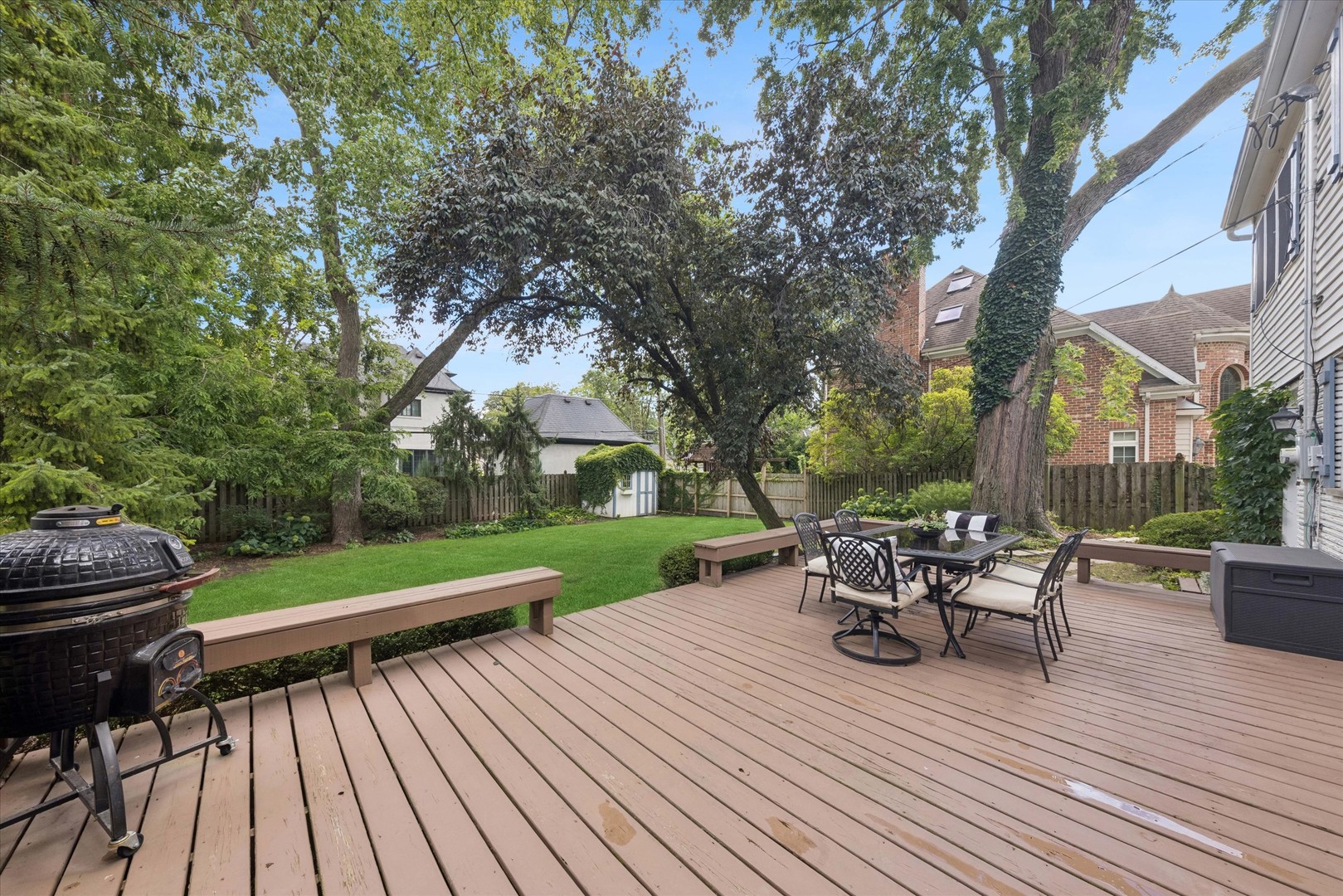 561 N County Line Road, Hinsdale, IL 60521