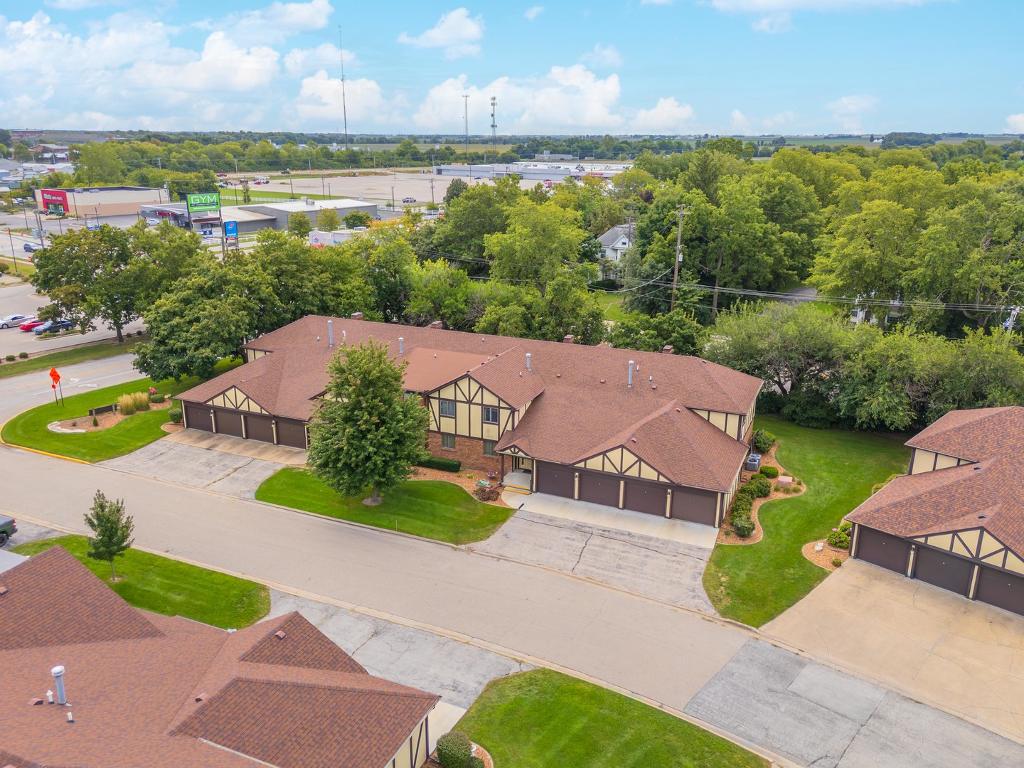 105 Carol Court #C-1, Pontiac, IL 61764