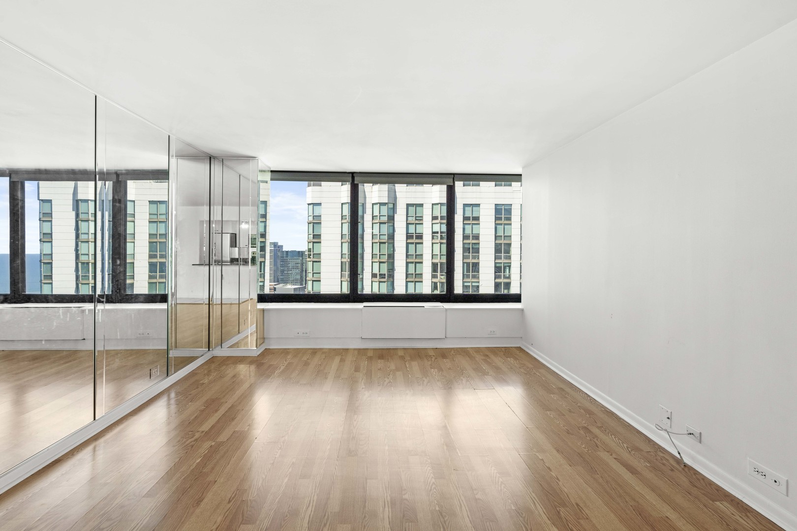 155 N Harbor Drive #5306, Chicago, IL 60601