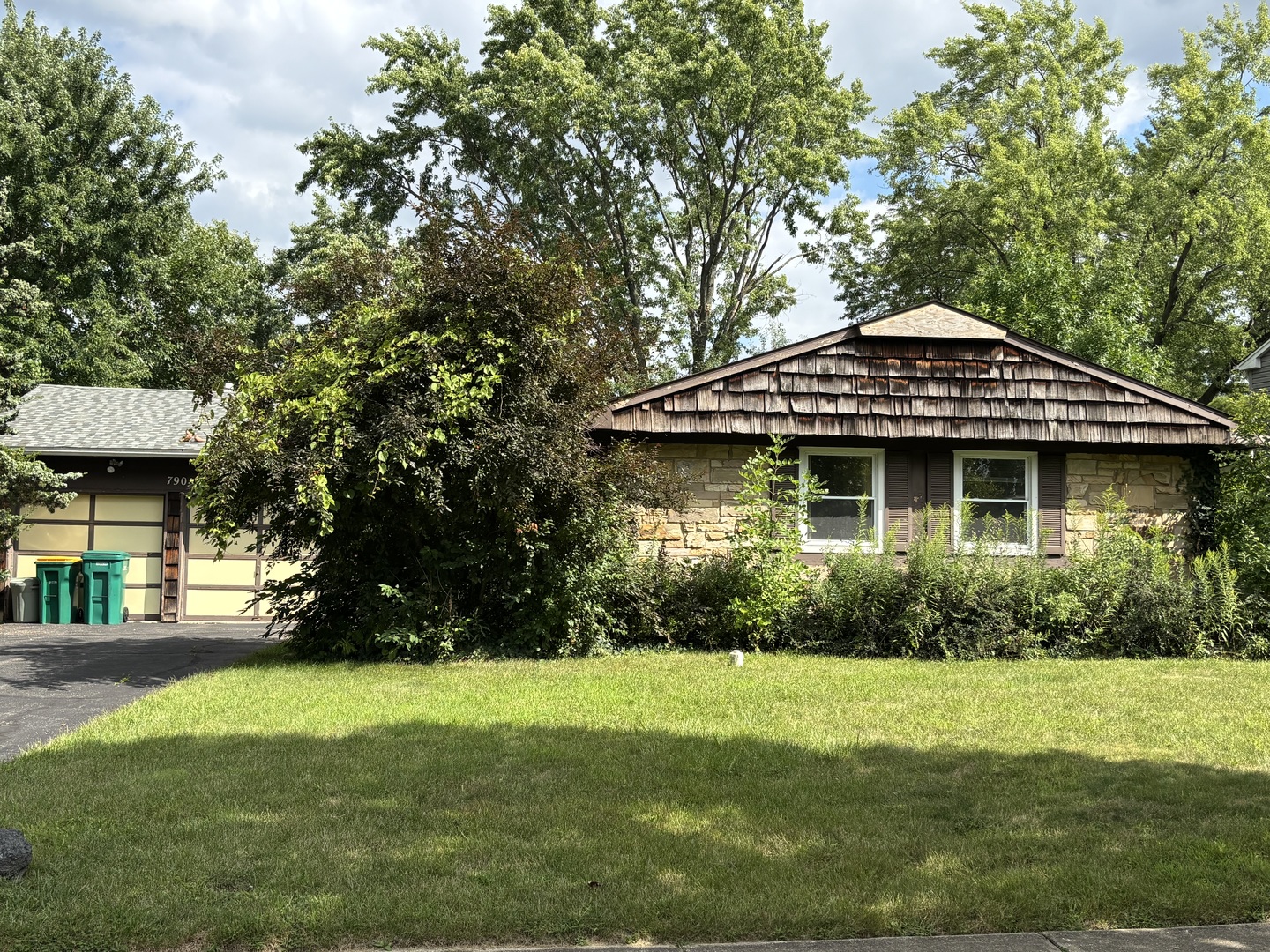 790 Essington Lane, Buffalo Grove, IL 60089