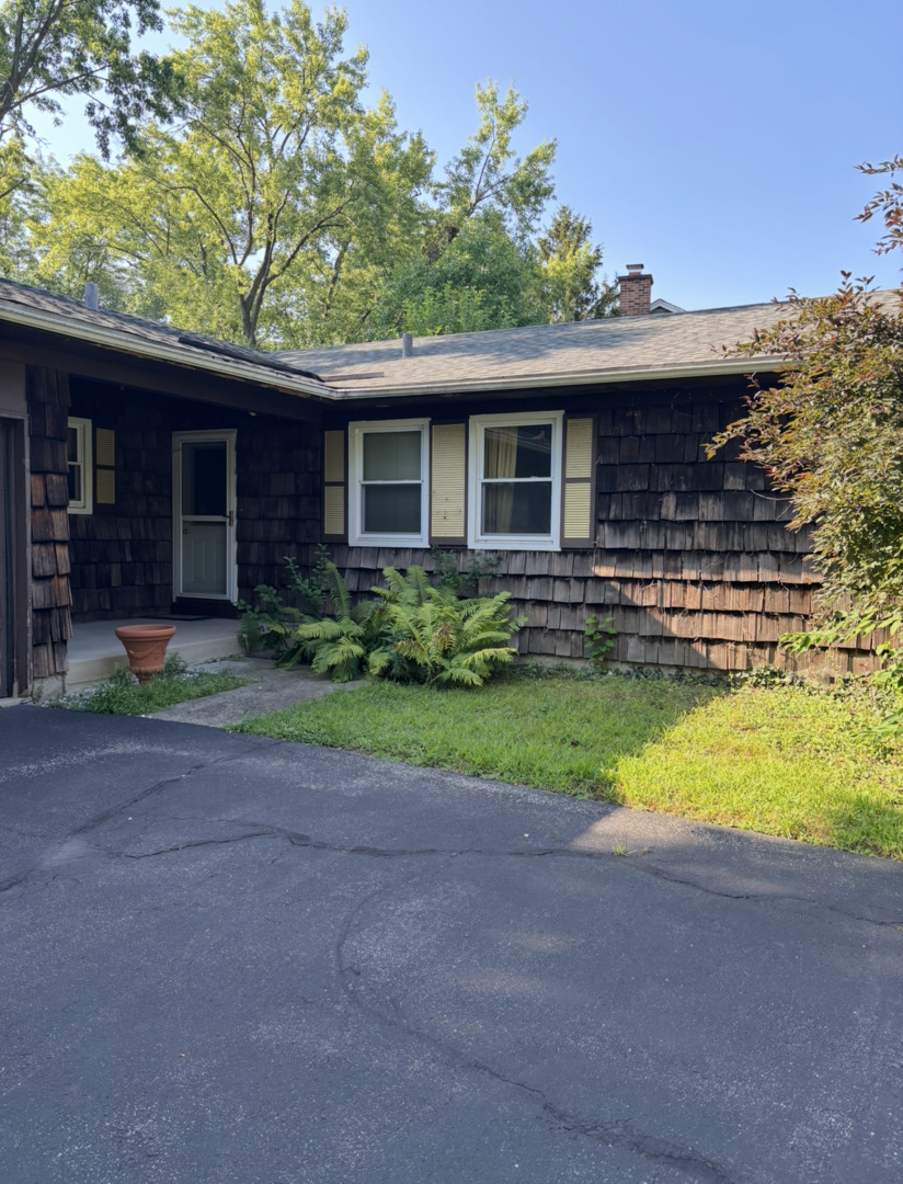 790 Essington Lane, Buffalo Grove, IL 60089