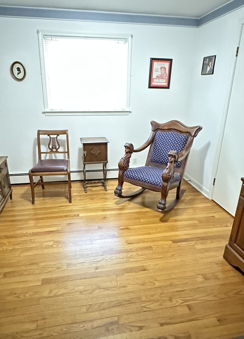 4608 North Court, Crystal Lake, IL 60012