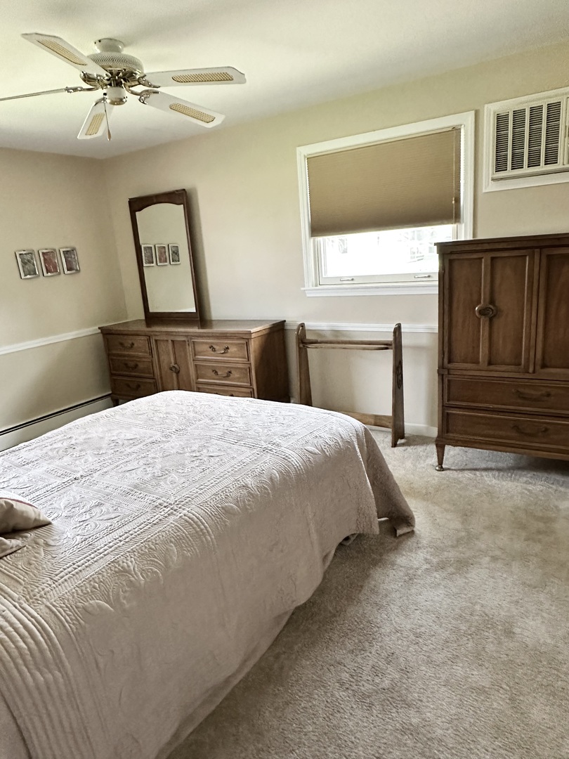 4608 North Court, Crystal Lake, IL 60012