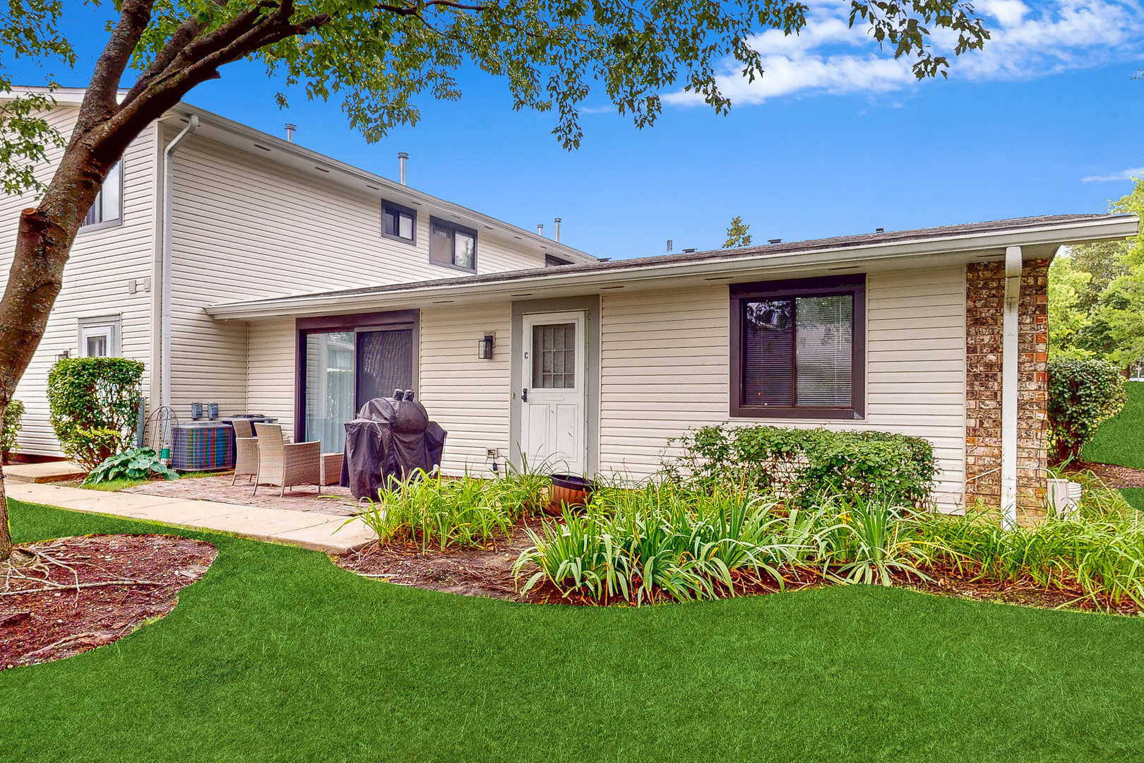 119 Brewster Court #C, Bloomingdale, IL 60108