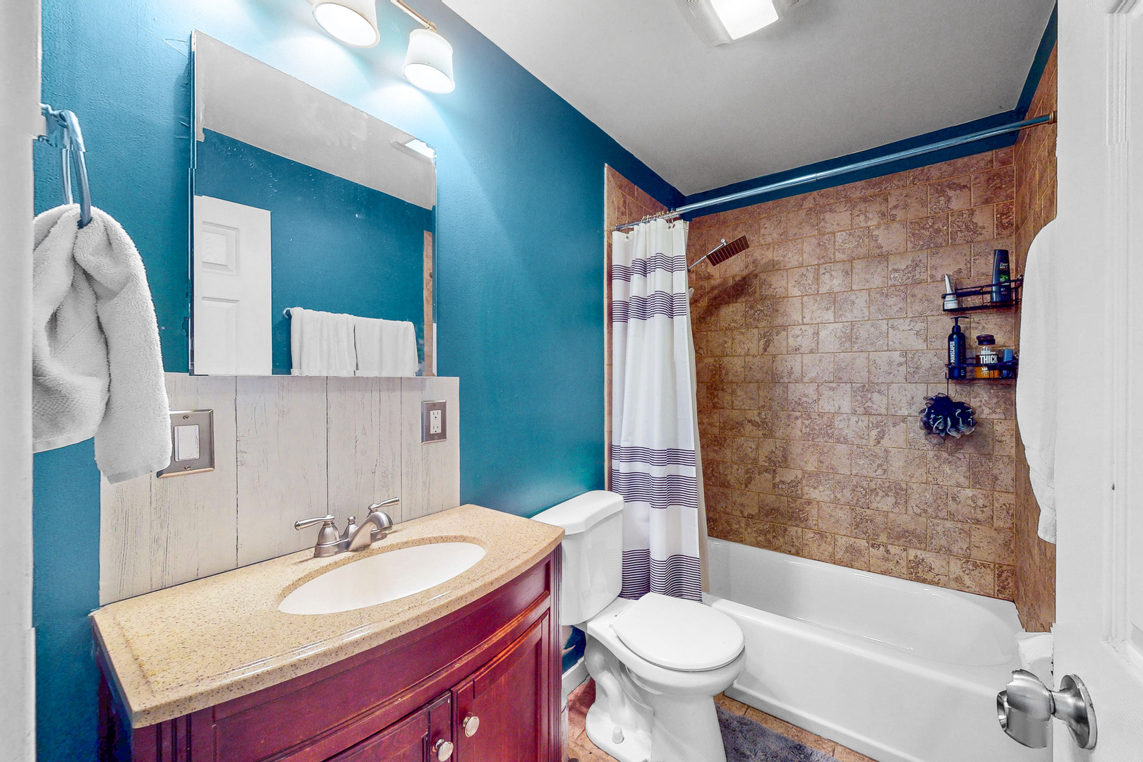 119 Brewster Court #C, Bloomingdale, IL 60108