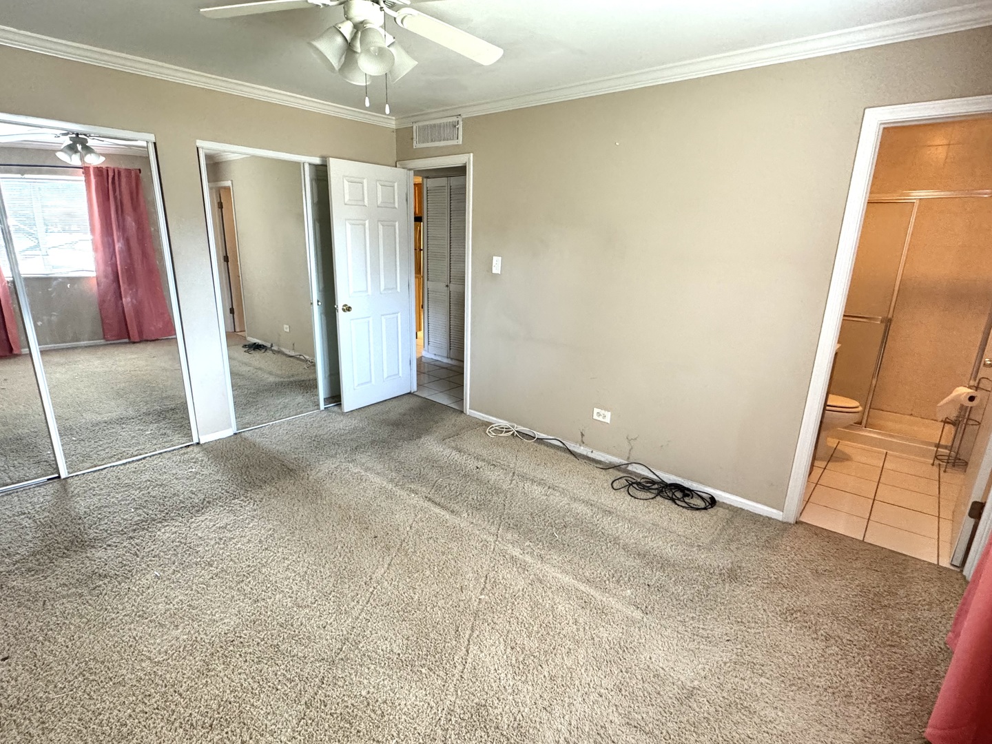 930 Beau Drive #113, Des Plaines, IL 60016