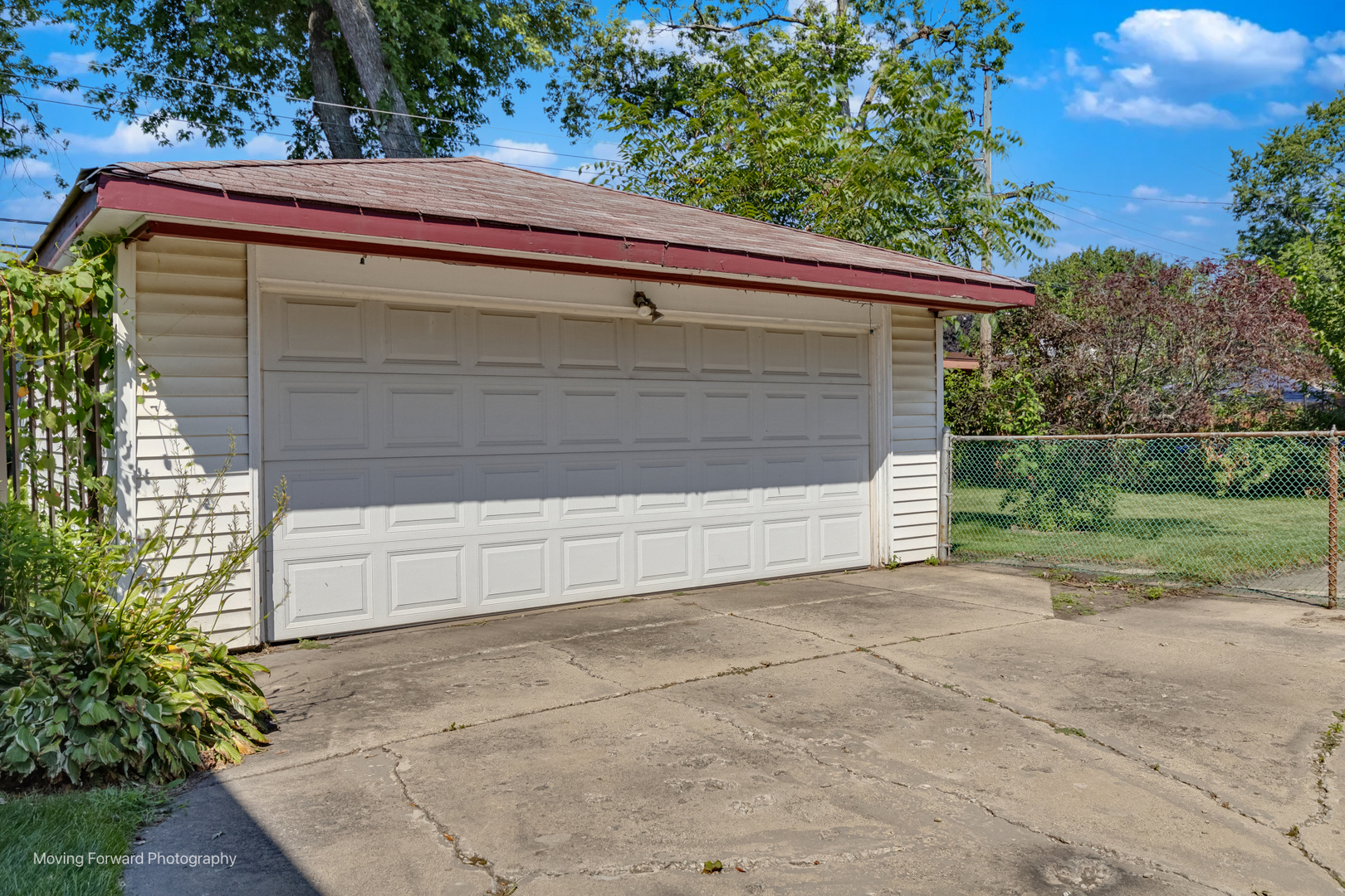 15354 Dobson Avenue, South Holland, IL 60473