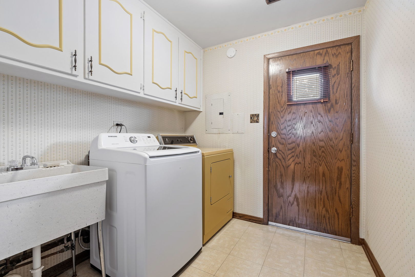 15349 Catalina Drive, Orland Park, IL 60462