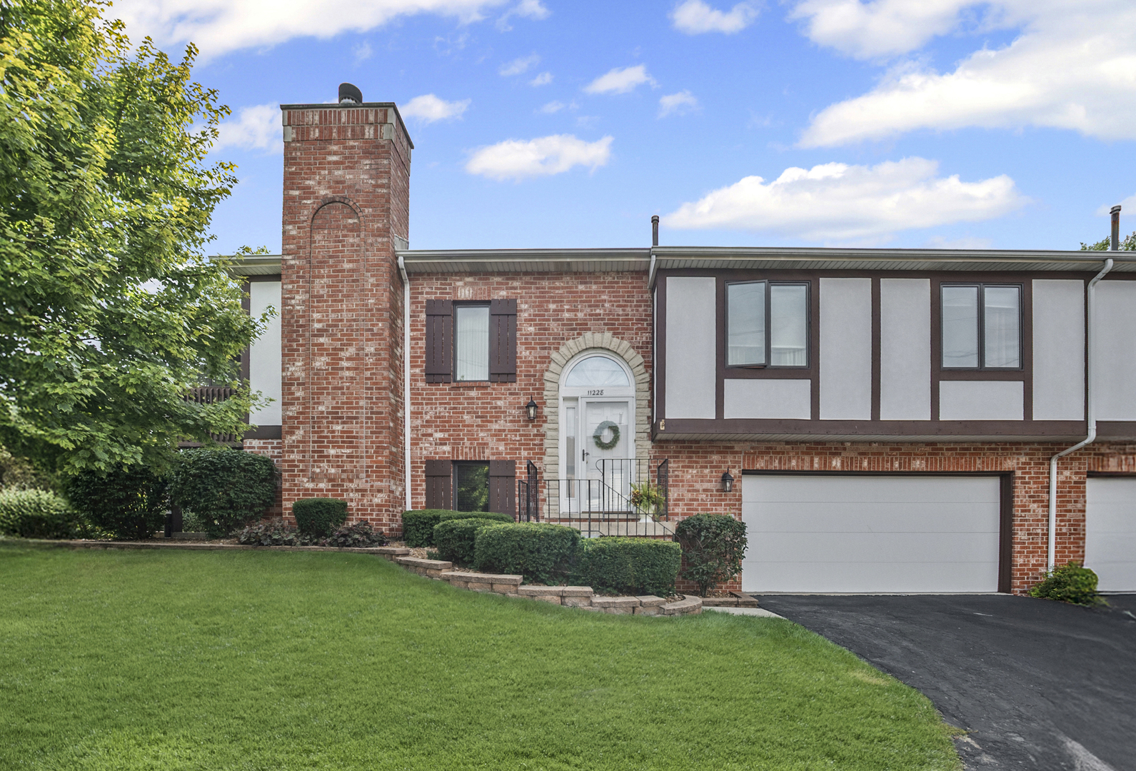 11228 Cameron Parkway, Orland Park, IL 60467