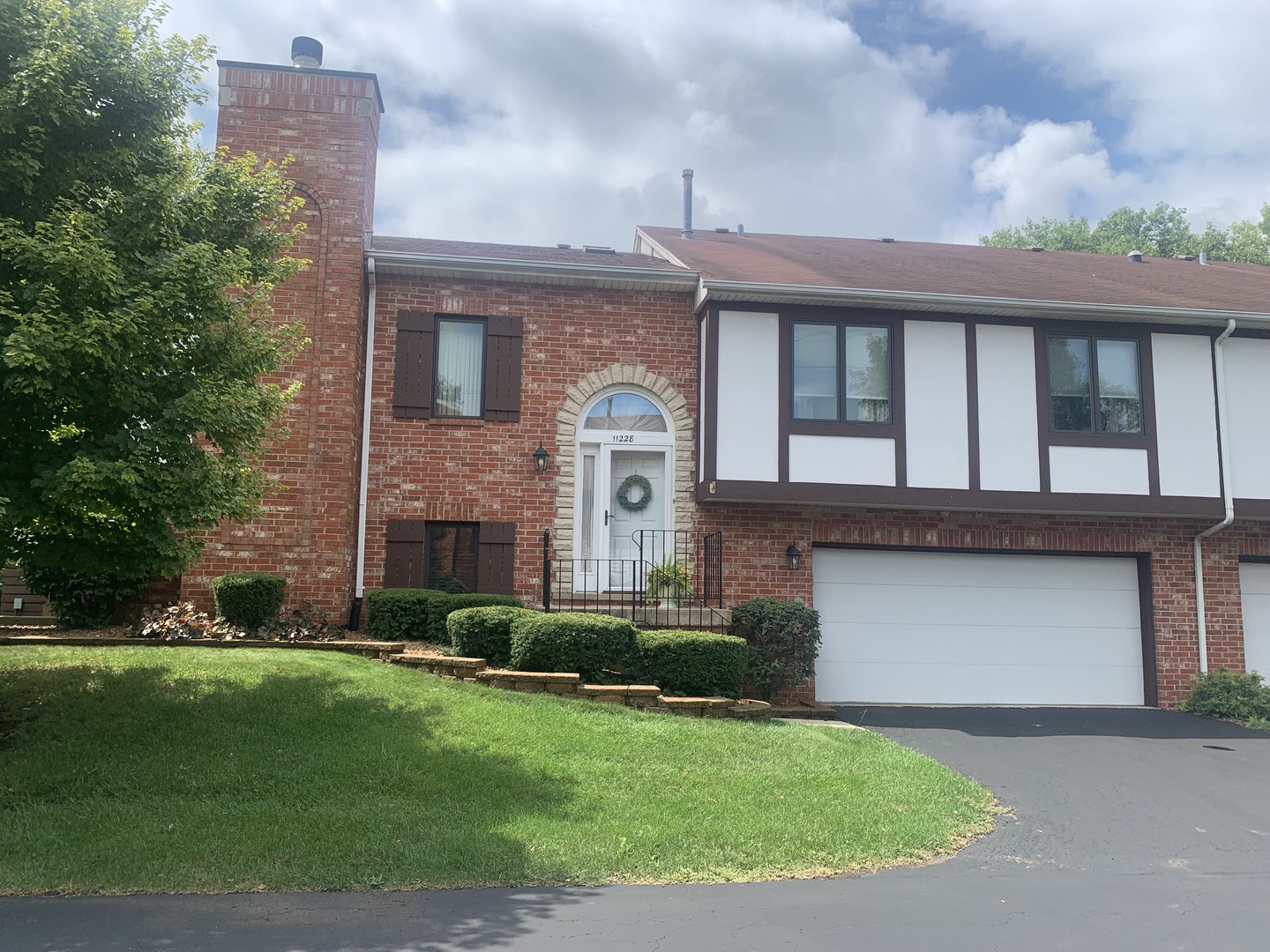 11228 Cameron Parkway, Orland Park, IL 60467