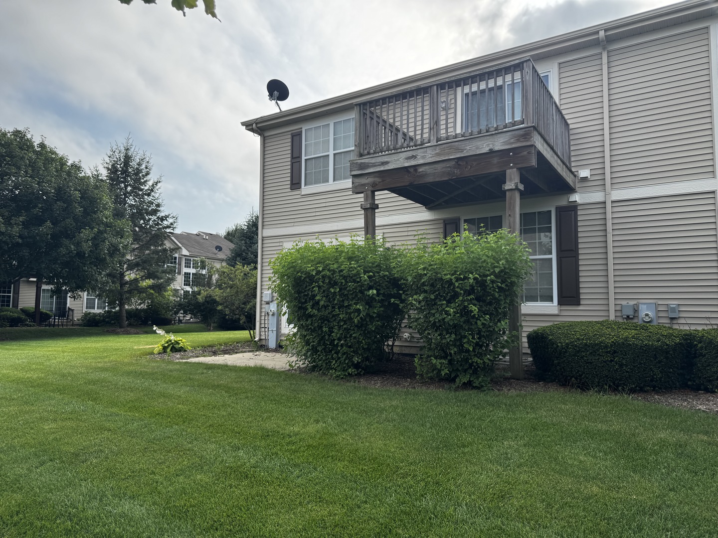 1969 Osprey Court, Bartlett, IL 60103