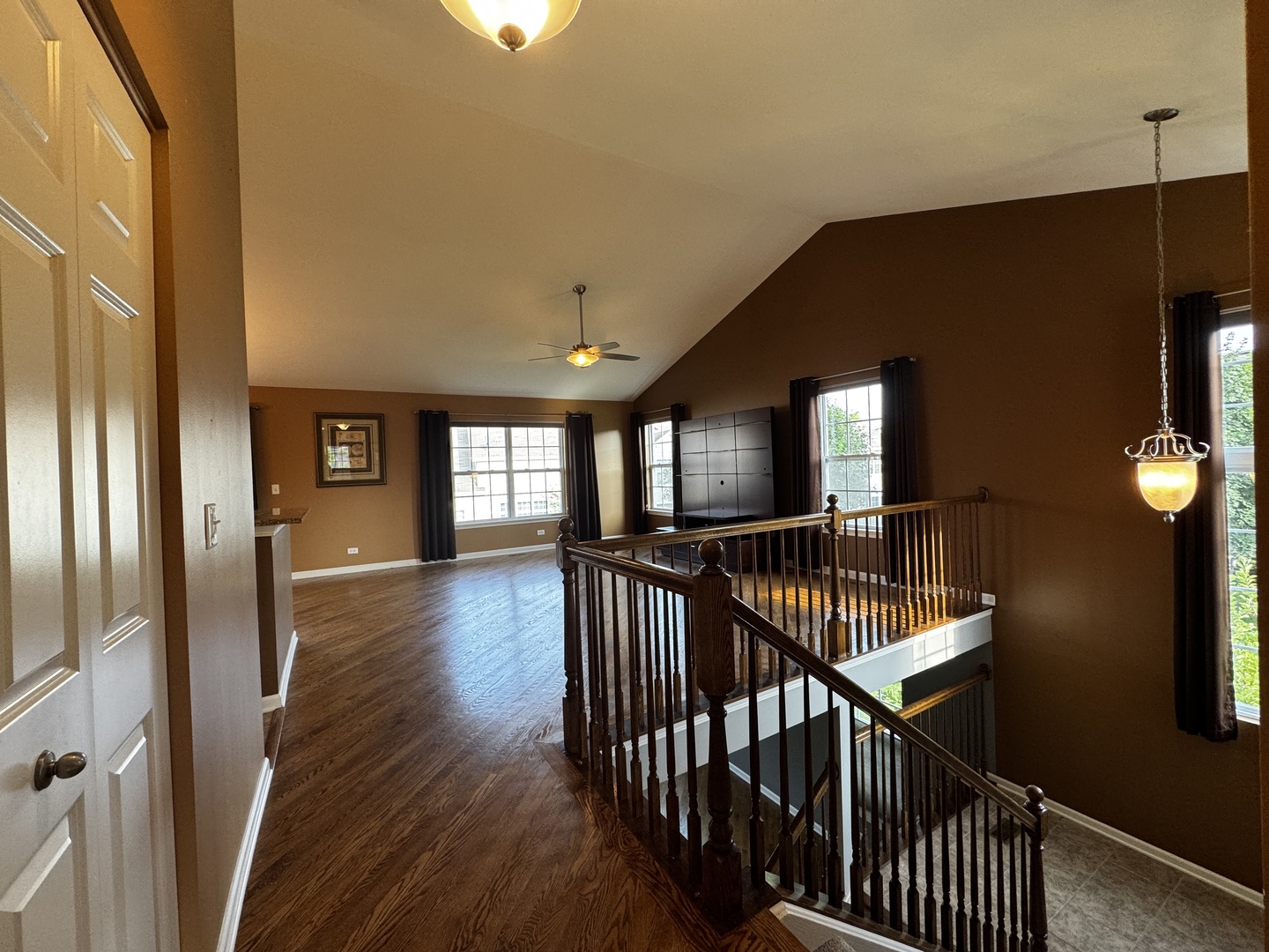 1969 Osprey Court, Bartlett, IL 60103