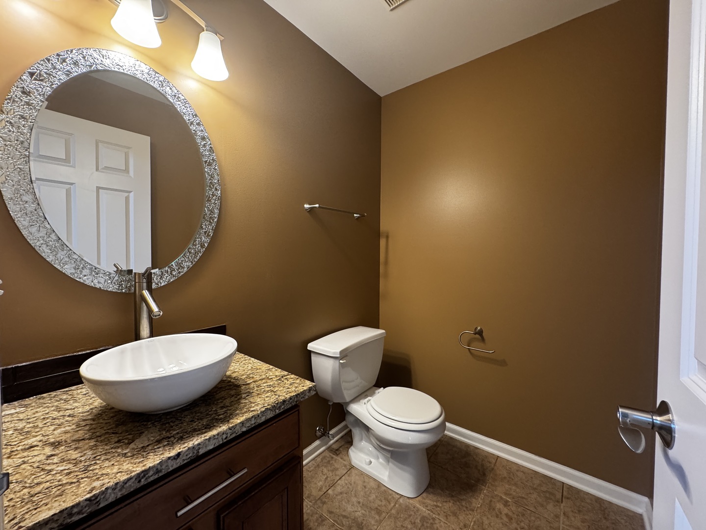 1969 Osprey Court, Bartlett, IL 60103